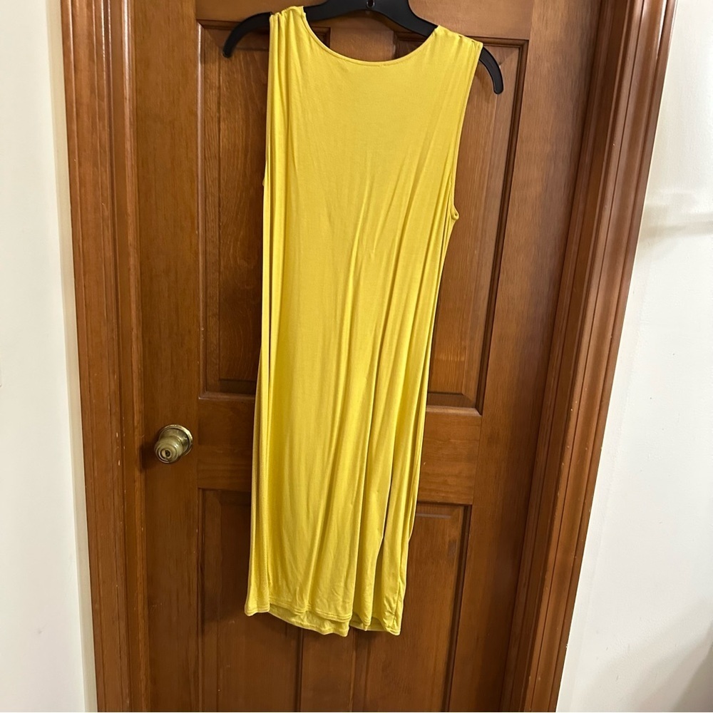 BCBG Yellow Sleeveless Dress NWOT - Picture 5 of 5